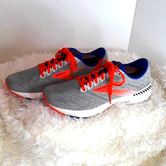 Brooks Ravenna 11 Guiderails Athletic Shoes with Speed Support. US Size: 8 - Picture 2 of 11